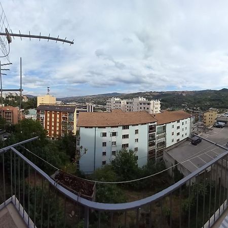 My Family Intero Appartamento Con Parcheggio Privato Potenza Exterior photo